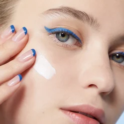 Fashion NUXE Fluido opacizzante idratazione l 48h, Crème fraîche de beauté®