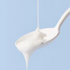 Fashion NUXE Fluido opacizzante idratazione l 48h, Crème fraîche de beauté®